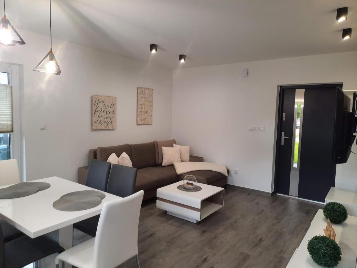 Apartamenty Las Zator Exteriör bild