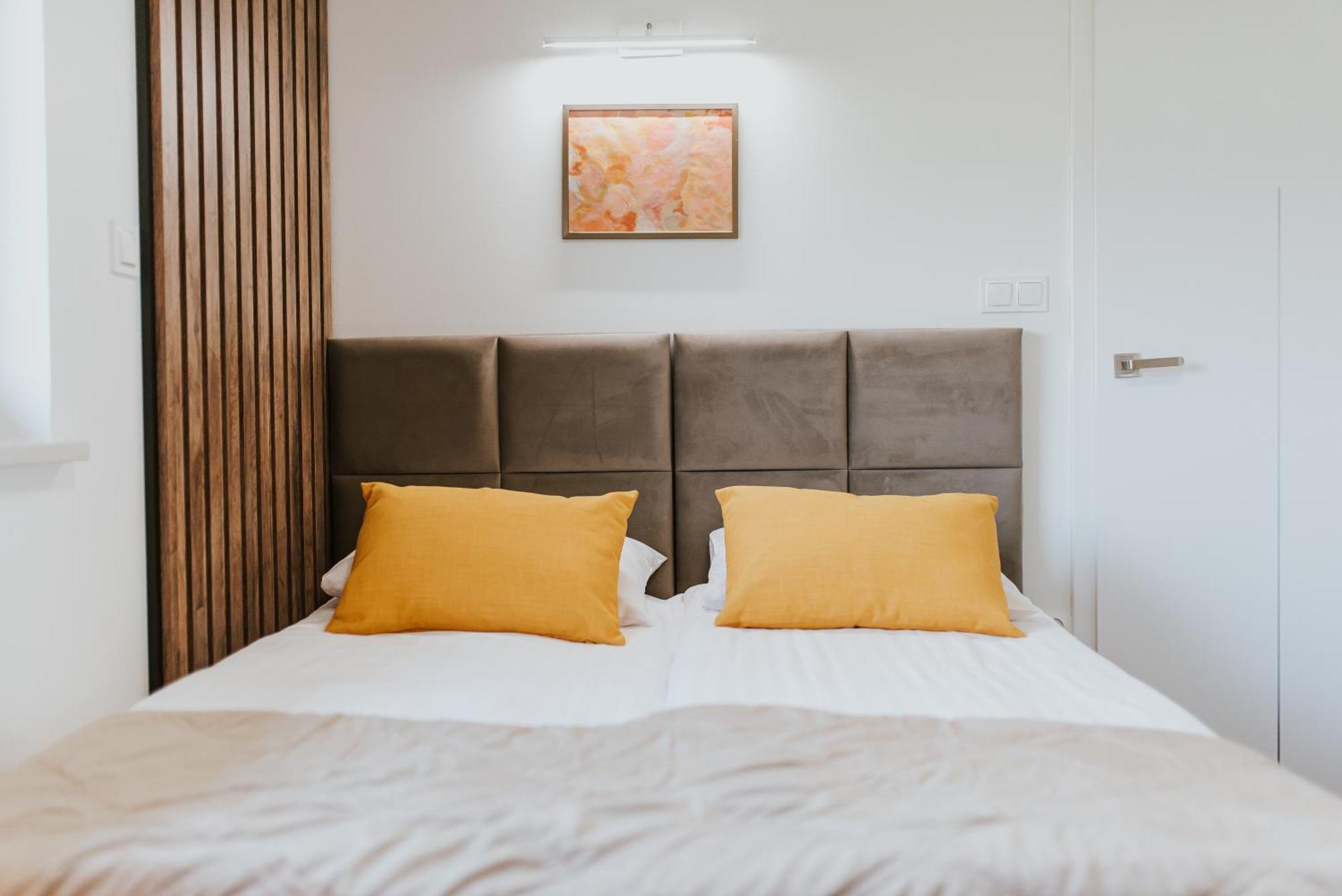Apartamenty Las Zator Exteriör bild