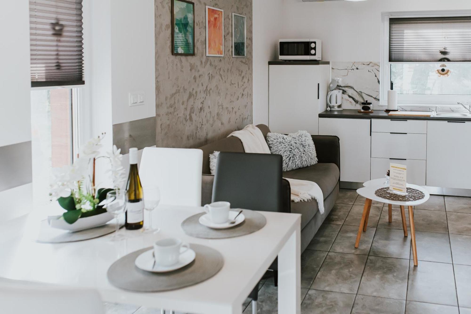 Apartamenty Las Zator Exteriör bild